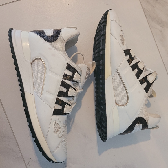 Louis Vuitton LV Rush Sneakers - Picture 8 of 8